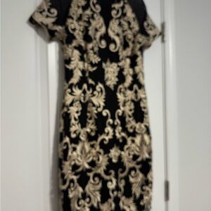 JAX Black Label Black and Cream Lace Sheath Mini Dress size 6